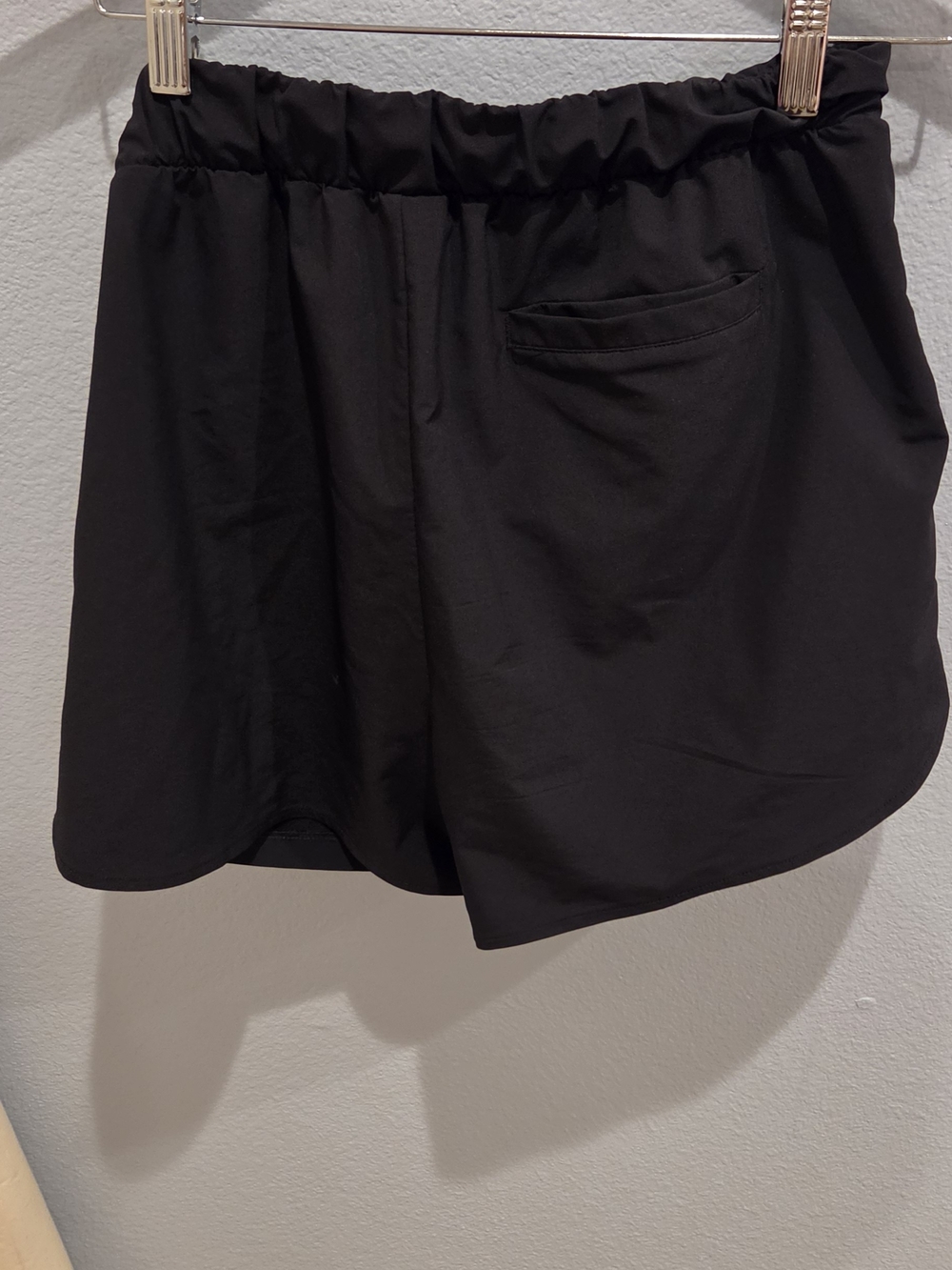 Zella Black Elastic-Waist Athletic Shorts With Tie - Picture 4 of 7
